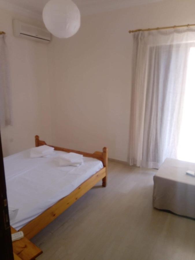 Rousetis Apartments Éjo Kültér fotó